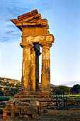 Agrigento - La valle dei templi, il tempio di Castore e Polluce. 